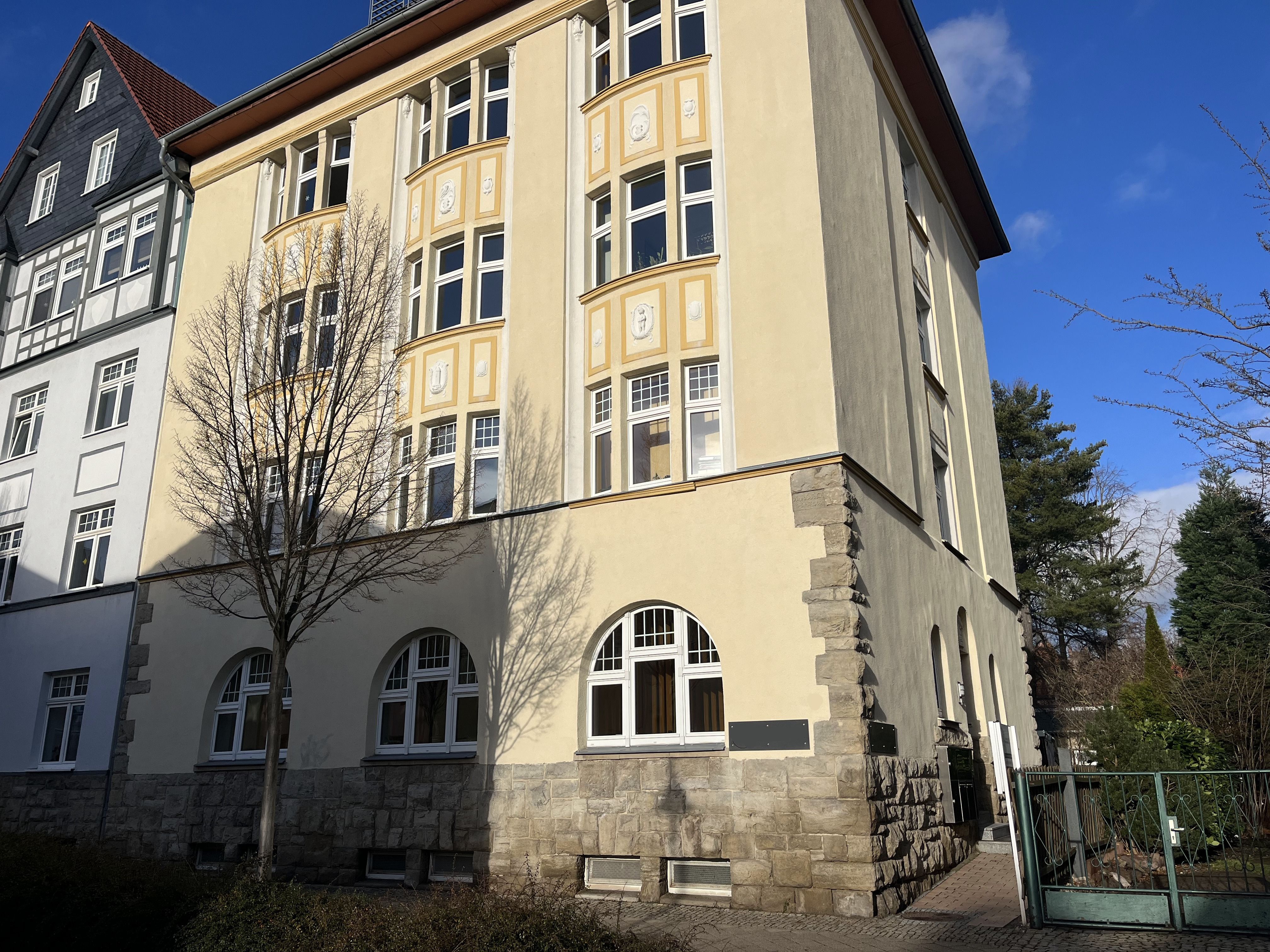 Ansicht des sanierten Gebäudes in Ilmenau