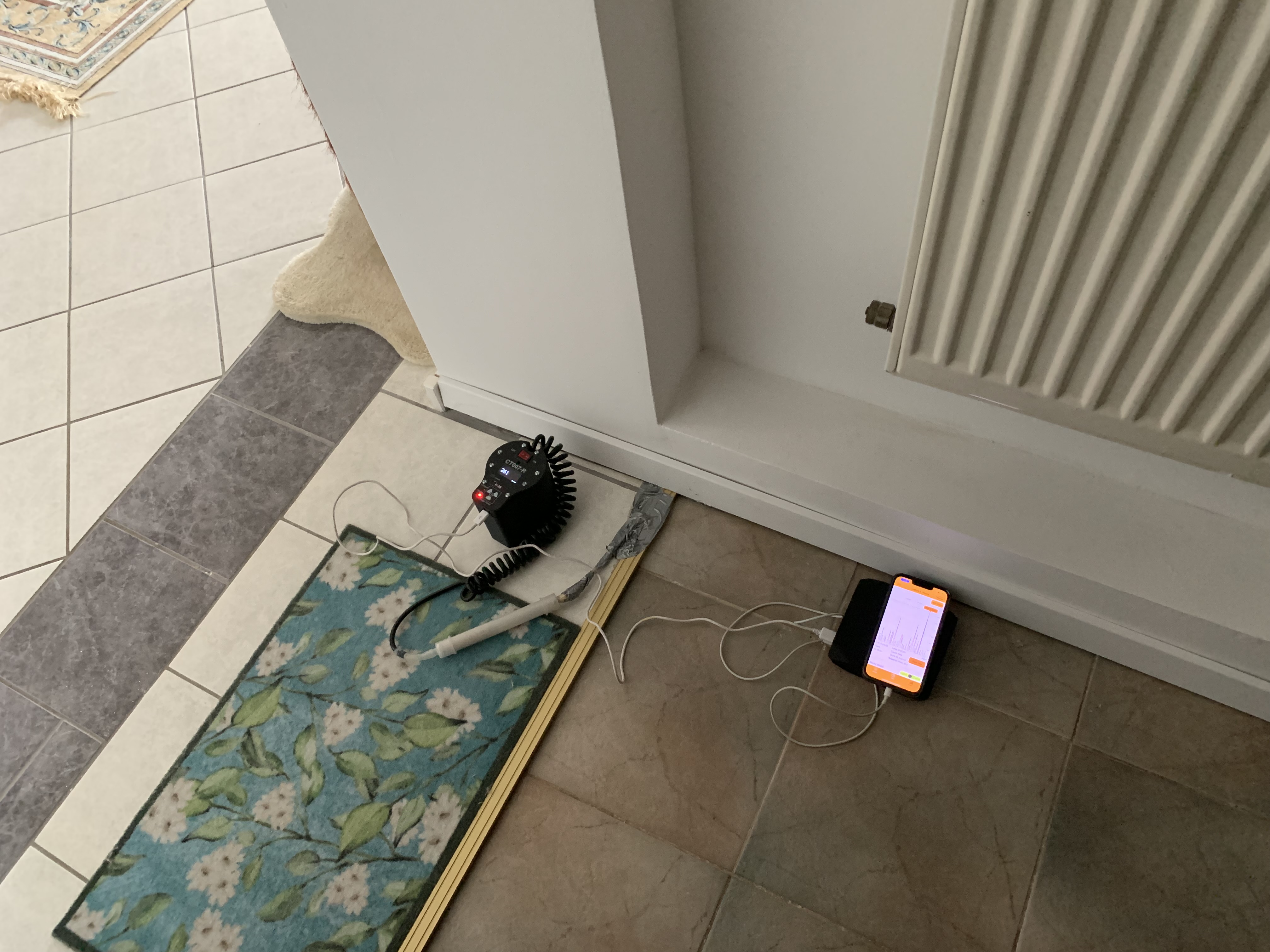 Übergänge des Bodenbelags sind Radoneintrittspfade