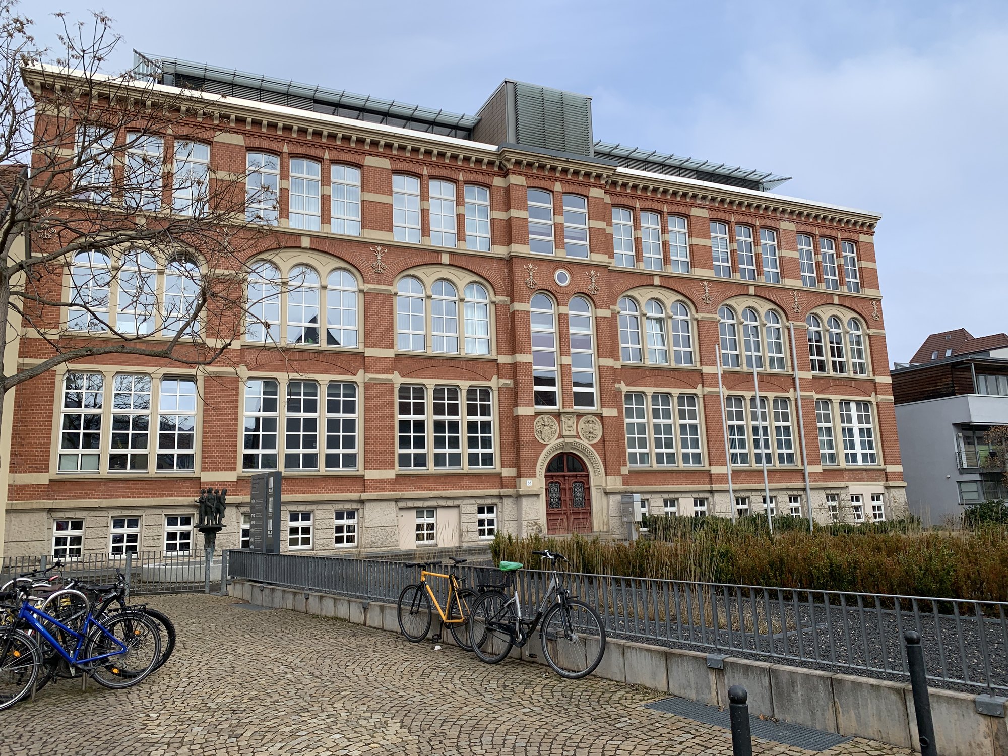 Das Radon-belastete Geschäfts- und Verwaltungsgebäude in Erfurt