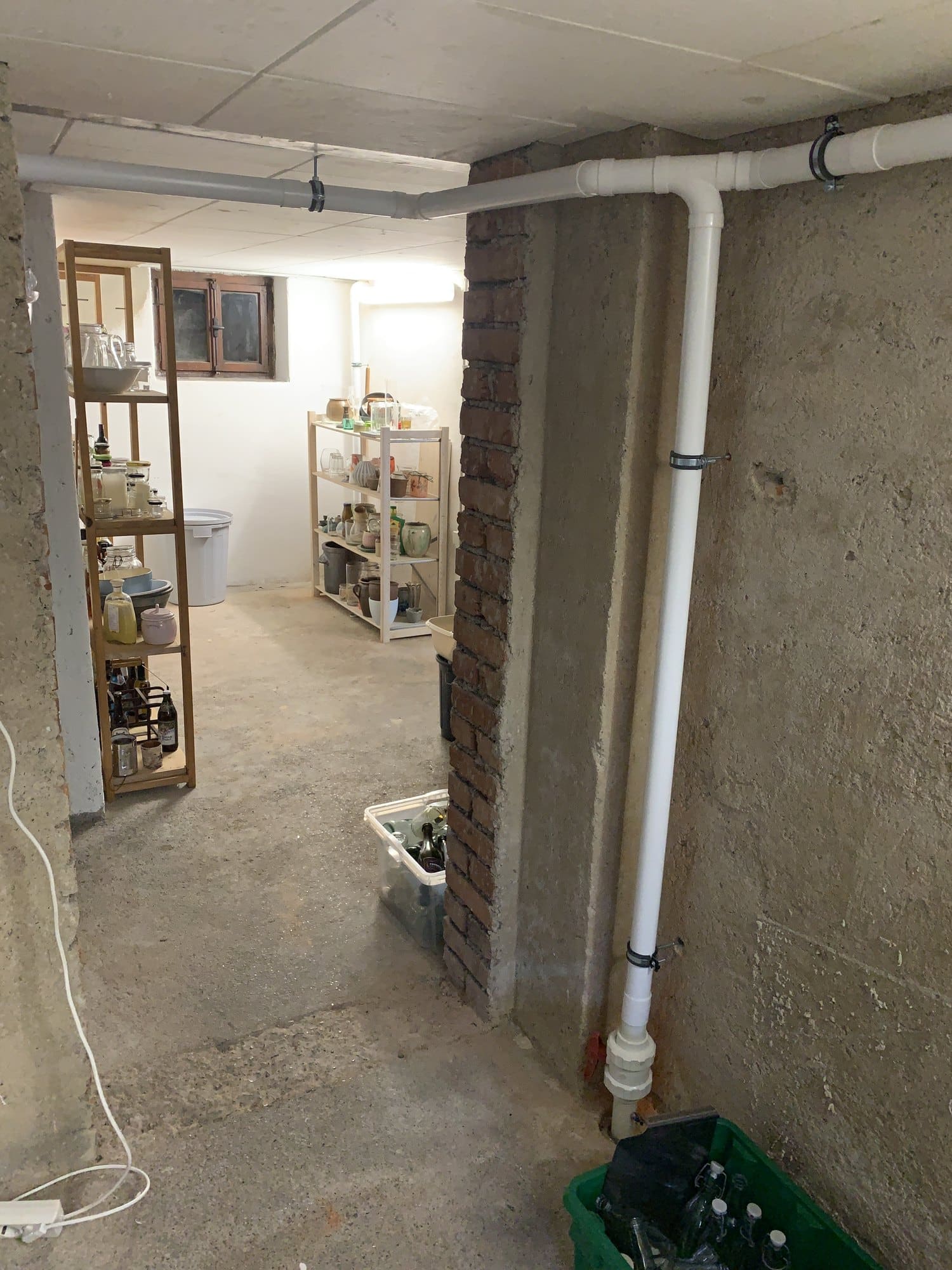 Radon-Verrohrung im alten Keller